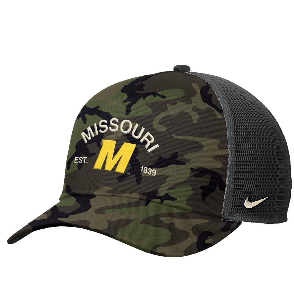 camouflage nike cap